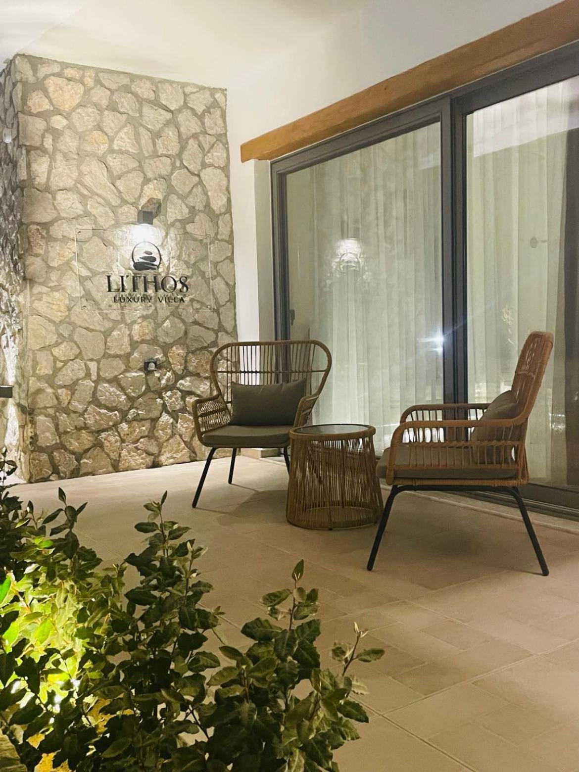 Lithos Luxury Villa Arhángelosz Kültér fotó