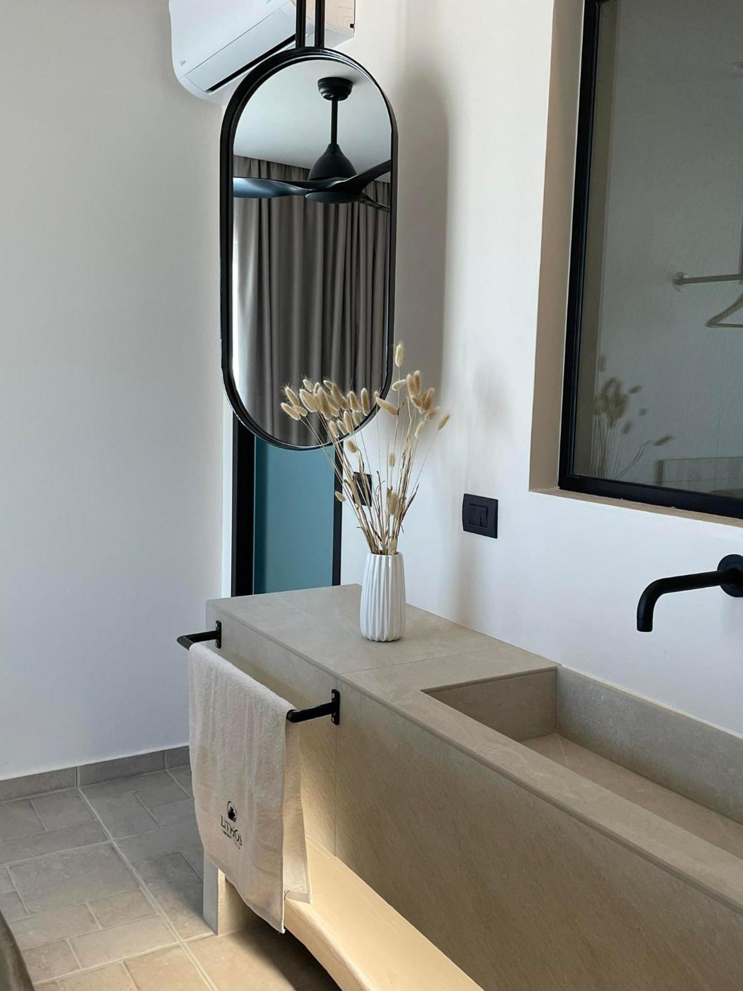 Lithos Luxury Villa Arhángelosz Kültér fotó